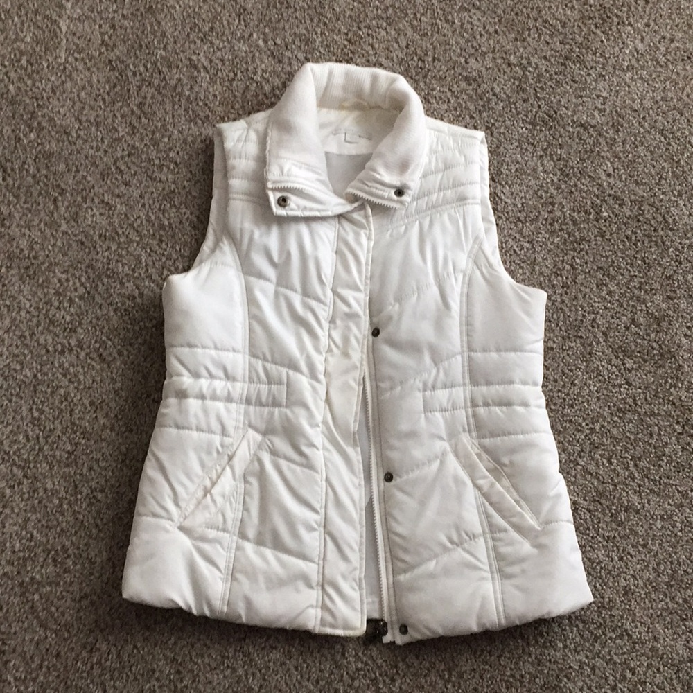 New York & Company vest